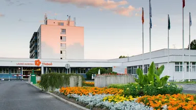 Zahraniční experti je doporučují, domácí je přehlížejí. Do těchto zázračných lázní mají Češi vstup volný, málokdo to ale ví.