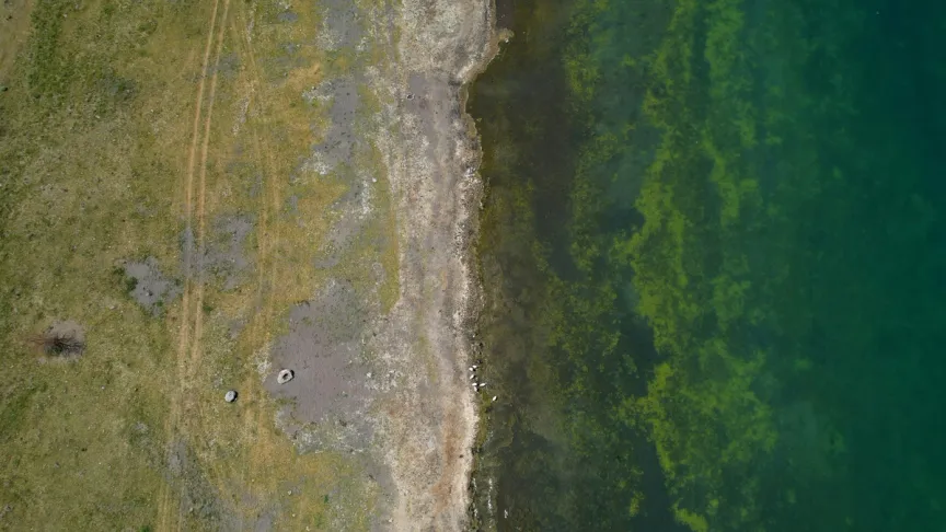 Pyramid Lake