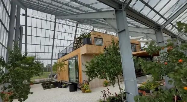Dům ve skleníku