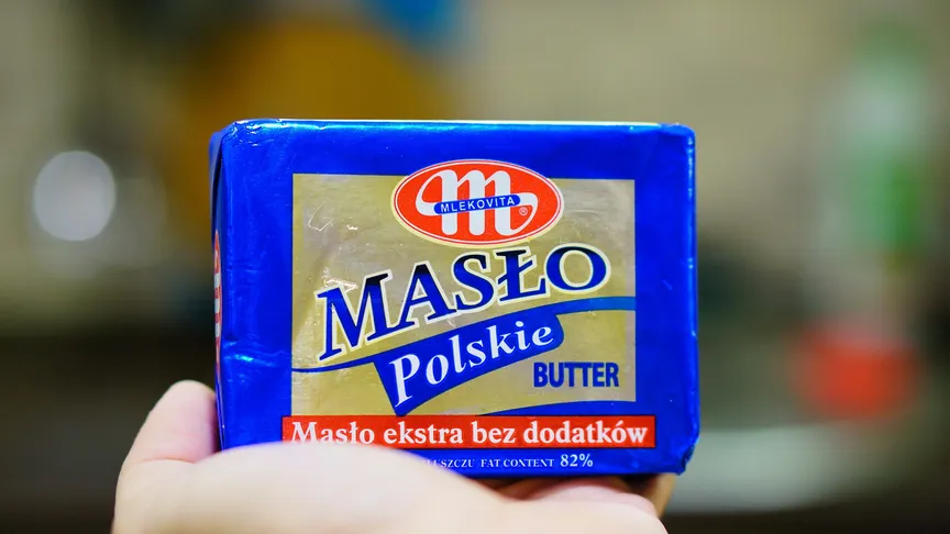 V obchodech se objevilo závadné máslo z Polska. Lidé by ho neměli kupovat.