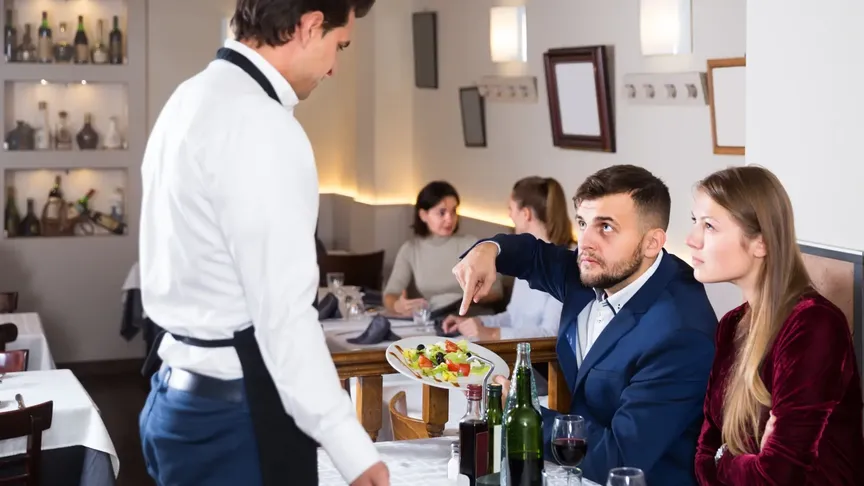 Zákazníci v restauraci