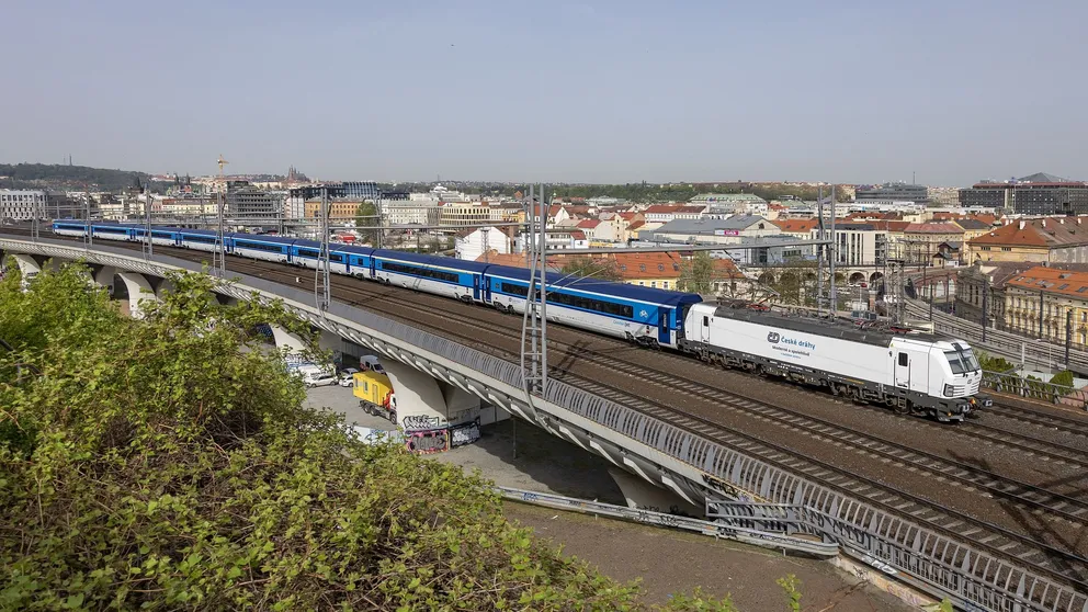 Vlakem do Berlína jedině s místenkou.