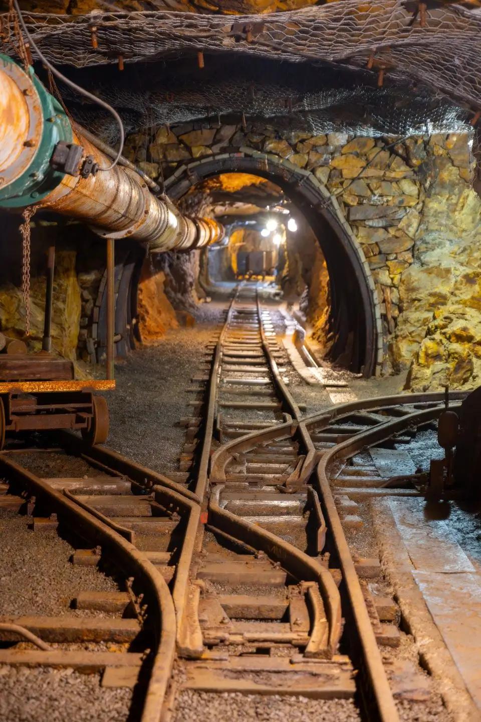 Stará důlní štola v Jáchymově.