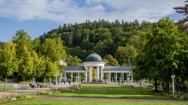 Zapomenutý ráj, kde se uzdravovala celá generace: Dnes tu čeká luxus i horké prameny