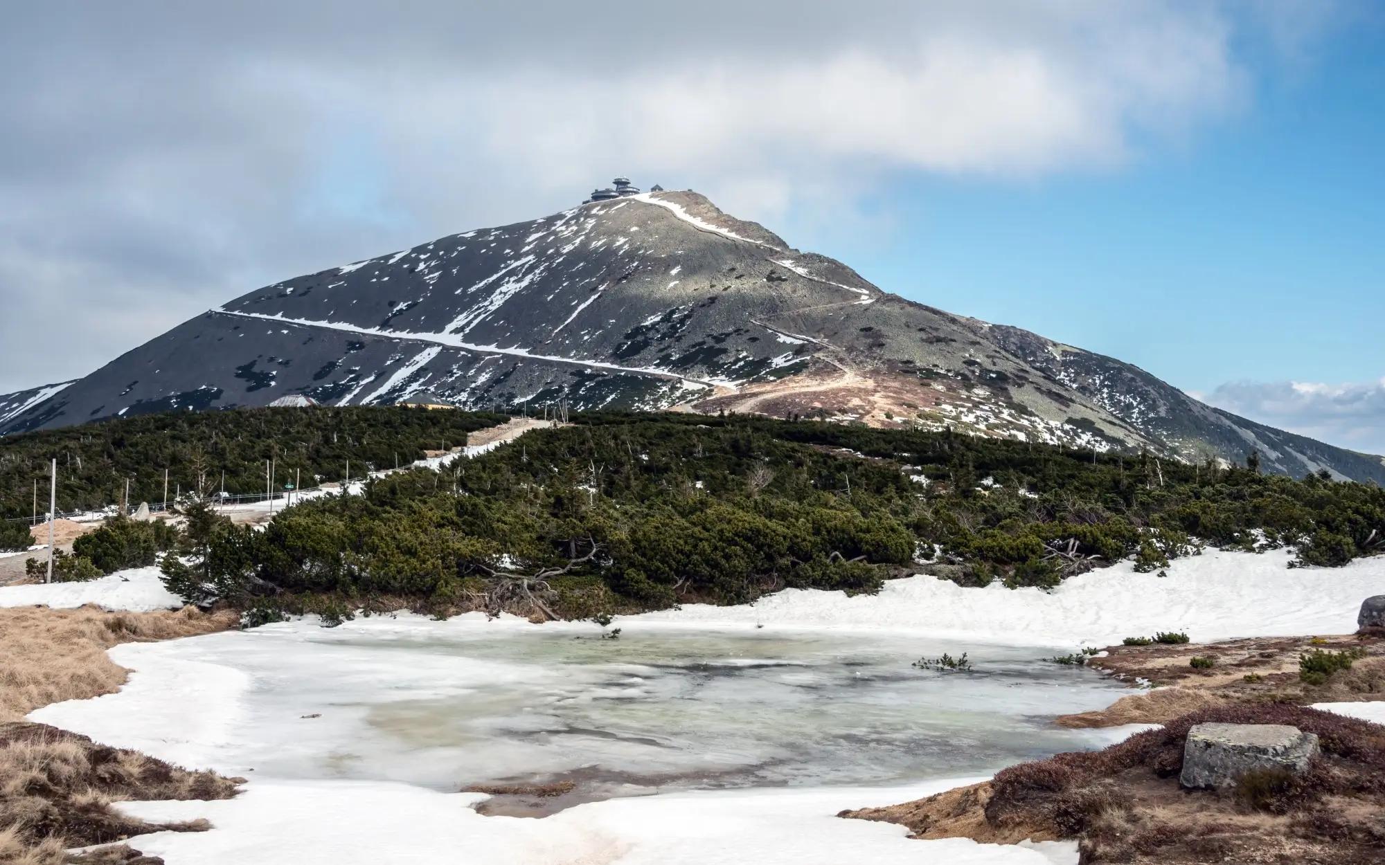 Sněžku zná každý, ale poznáte i ostatní české hory? 