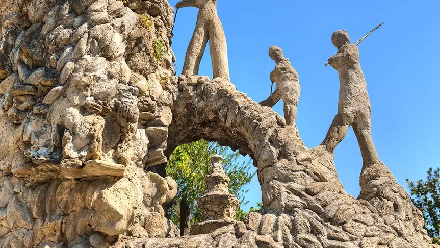 Palais Ideal du Facteur Cheval