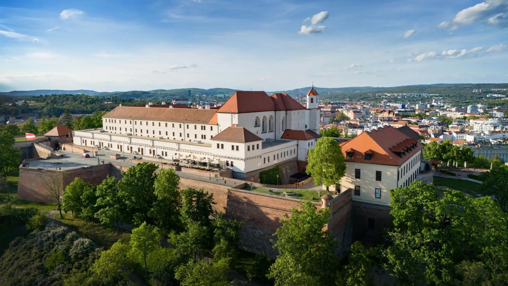 Celkový pohled na brněnský hrad Špilberk