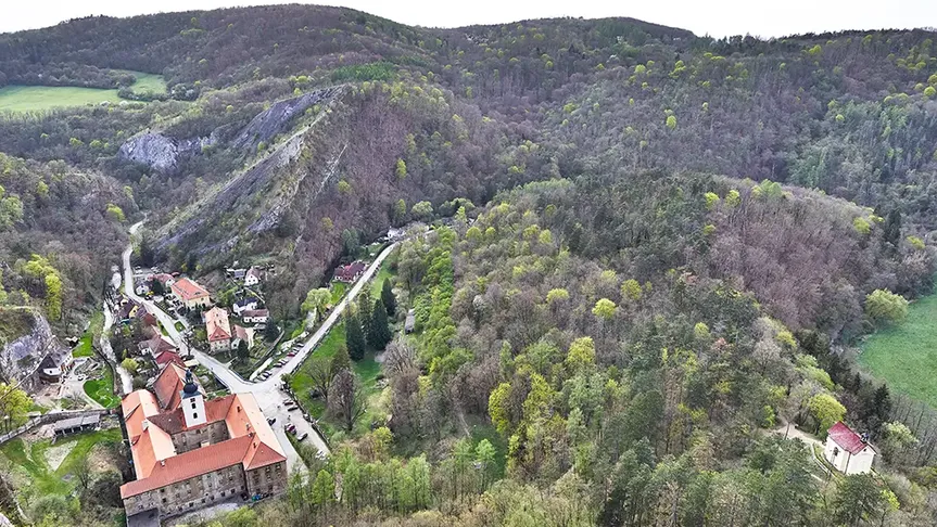 Svatý Jan pod Skalou