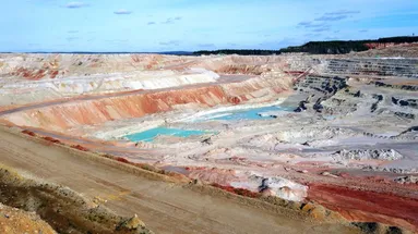 Kaolinový lom Kaznějov