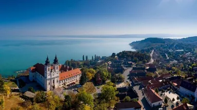 Balaton: Zapomenutý ráj levné dovolené, který má léčivé účinky