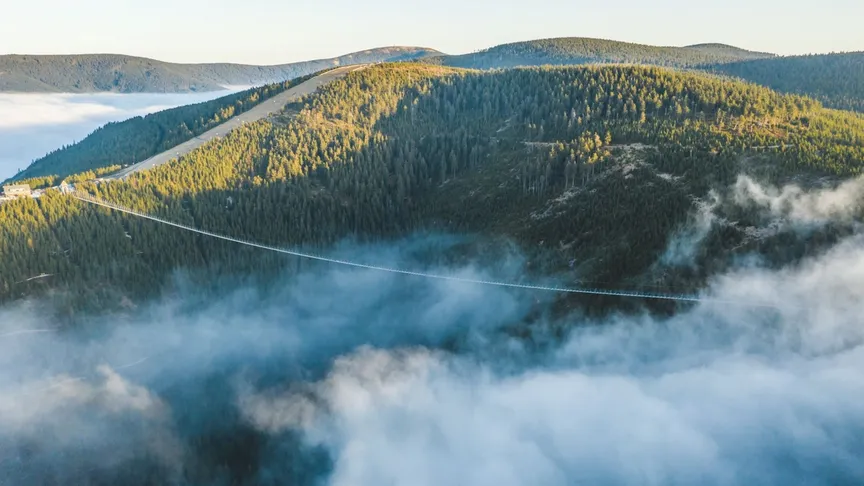 Tento most láká turisty z celého světa.