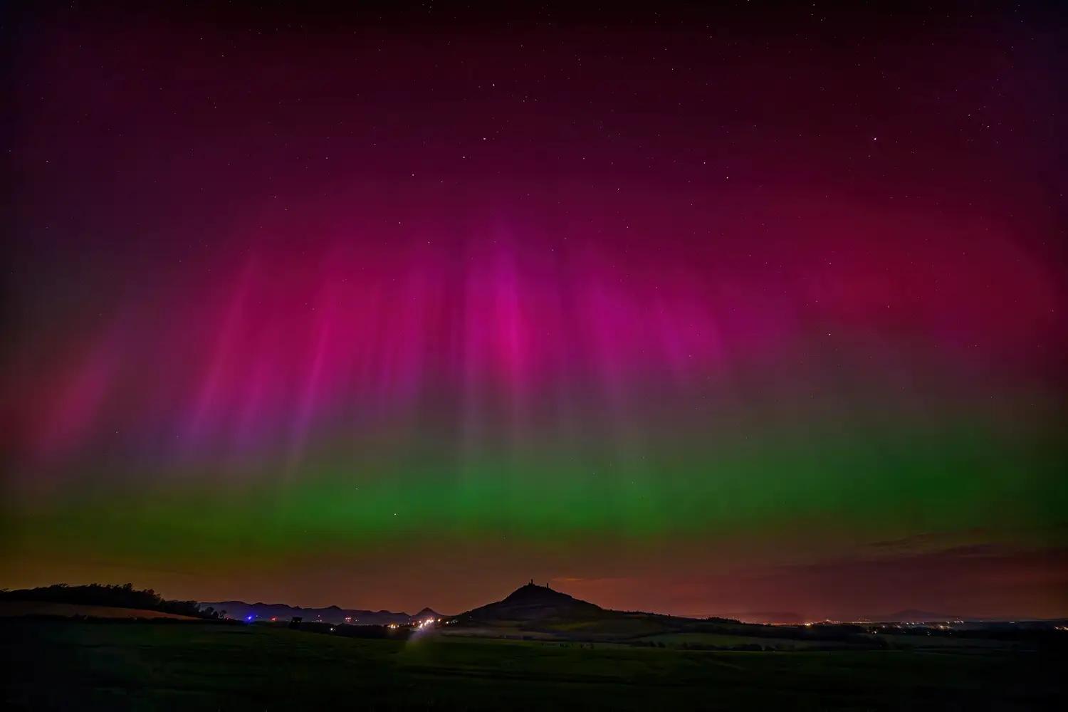 Polární záře se objevila i v naší republice.