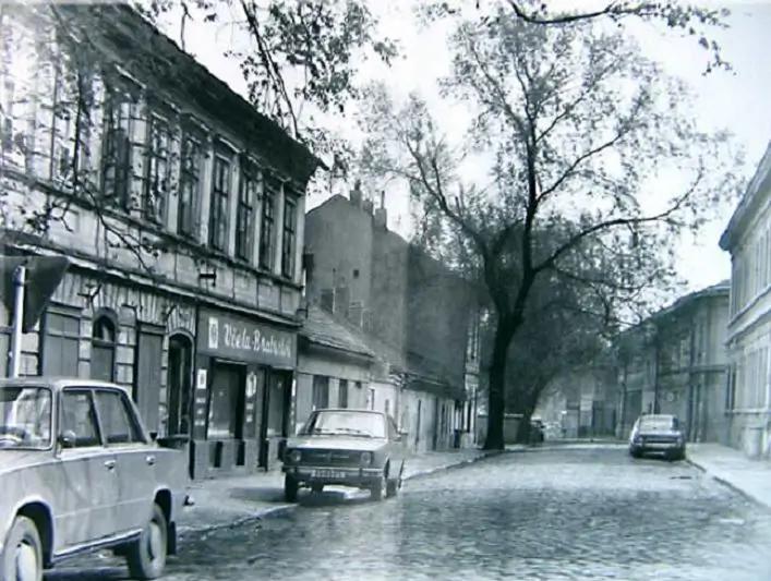 stará fotografie zaniklé čtvrti v Praze