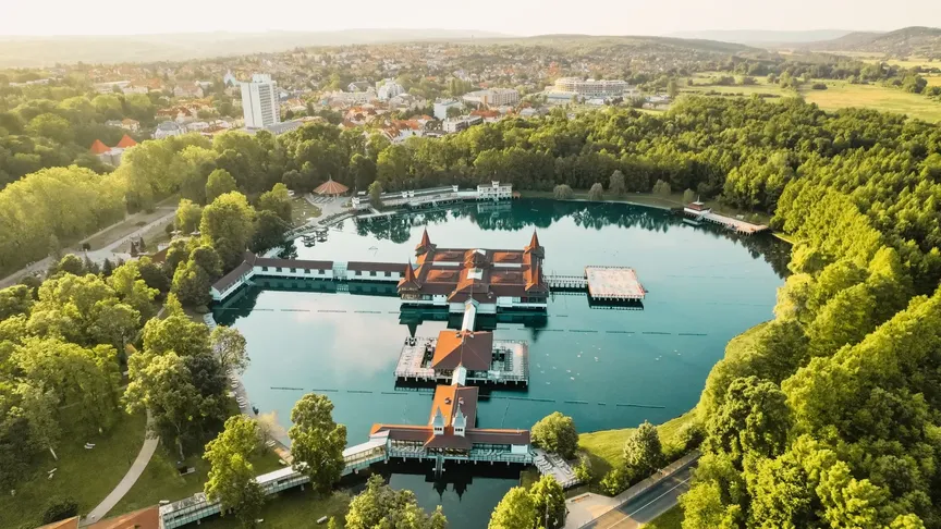 Pohled na jezero Hévíz