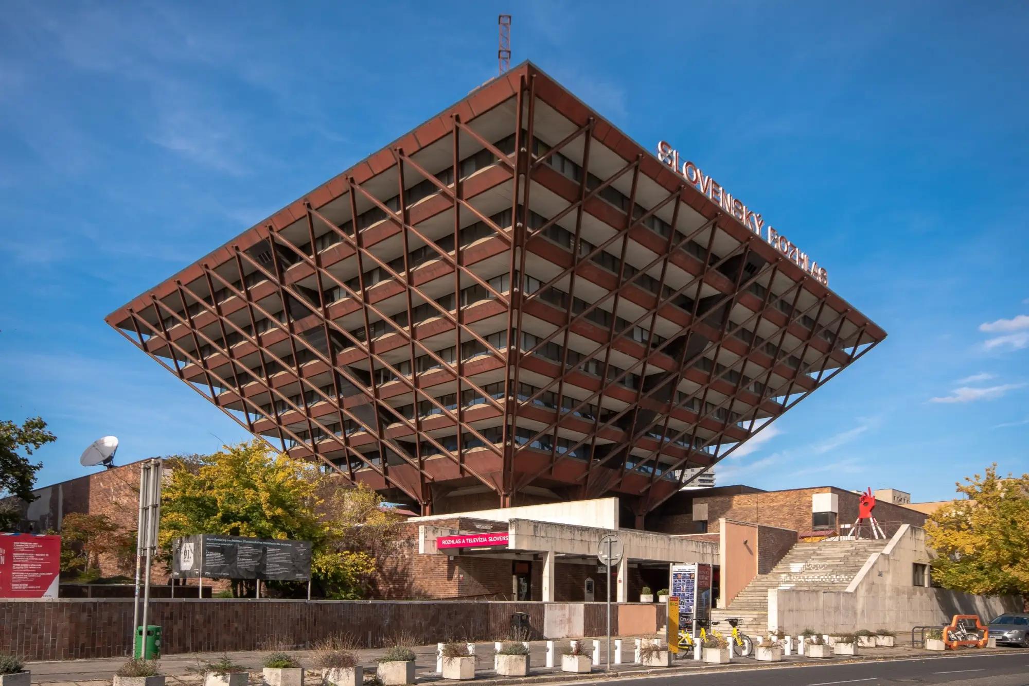 Majestátní budova slovenského rozhlasu