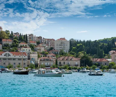 Dovolená skončila pohotovostí. Češi v Chorvatsku doplácejí na jedinou chybu Z pláže rovnou do nemocnice. Češi v Chorvatsku přehlížejí zásadní věc