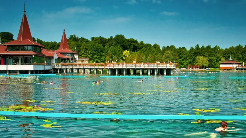 Maďarské termální lázně výrazně zdražují.