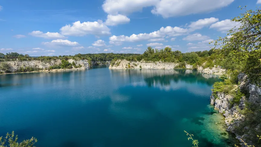 Tajemství evropského Karibiku: Kde najdete pláže jako z pohádky jen několik hodin od Prahy?