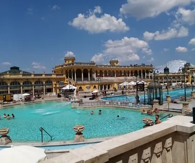 Tyto termální lázně berou Češi útokem: Skvělá kvalita za pár korun! Luxusní lázně, které musíte vidět.