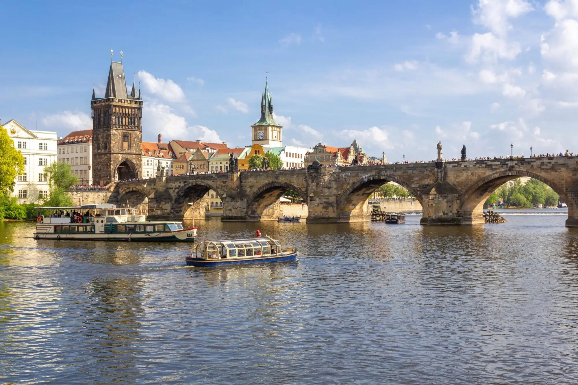 Pohled na Karlův most