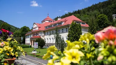Lázně Jáchymov jsou známé po celém světě, českou klientelu moc nezajímají.