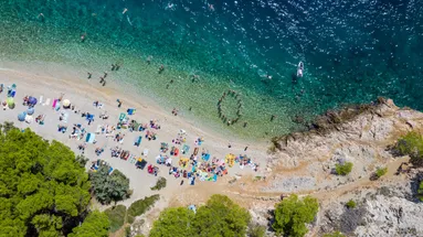 Neznámý ráj v Chorvatsku? Tohle místo si zamilujete – není ještě přeplněné turisty!