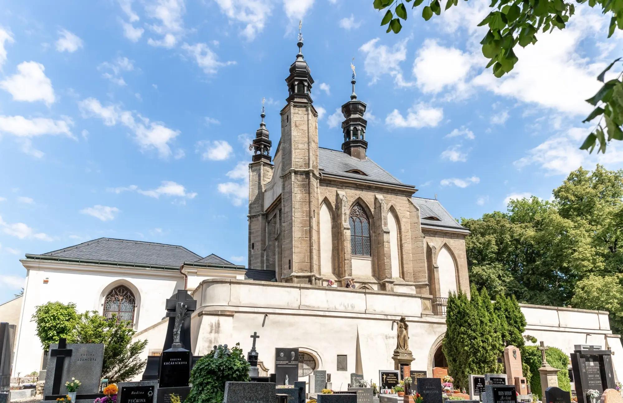 Hřbitovní kostel v Sedlci u Kutné Hory