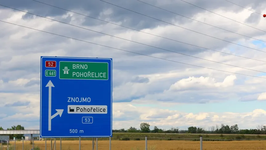 ukazatel na silnici