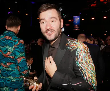 Marek Ztracený překvapil fanoušky. Na Šumavě si postavil luxusní bydlení, ve kterém si žije jako král Bydlení Marka Ztraceného je okázalým luxusem.