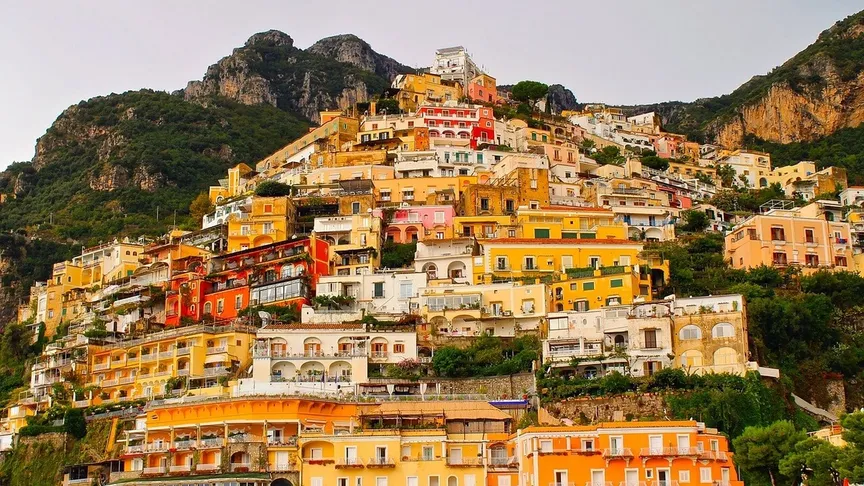 Positano nabízí skutečně nádherná panoramata.