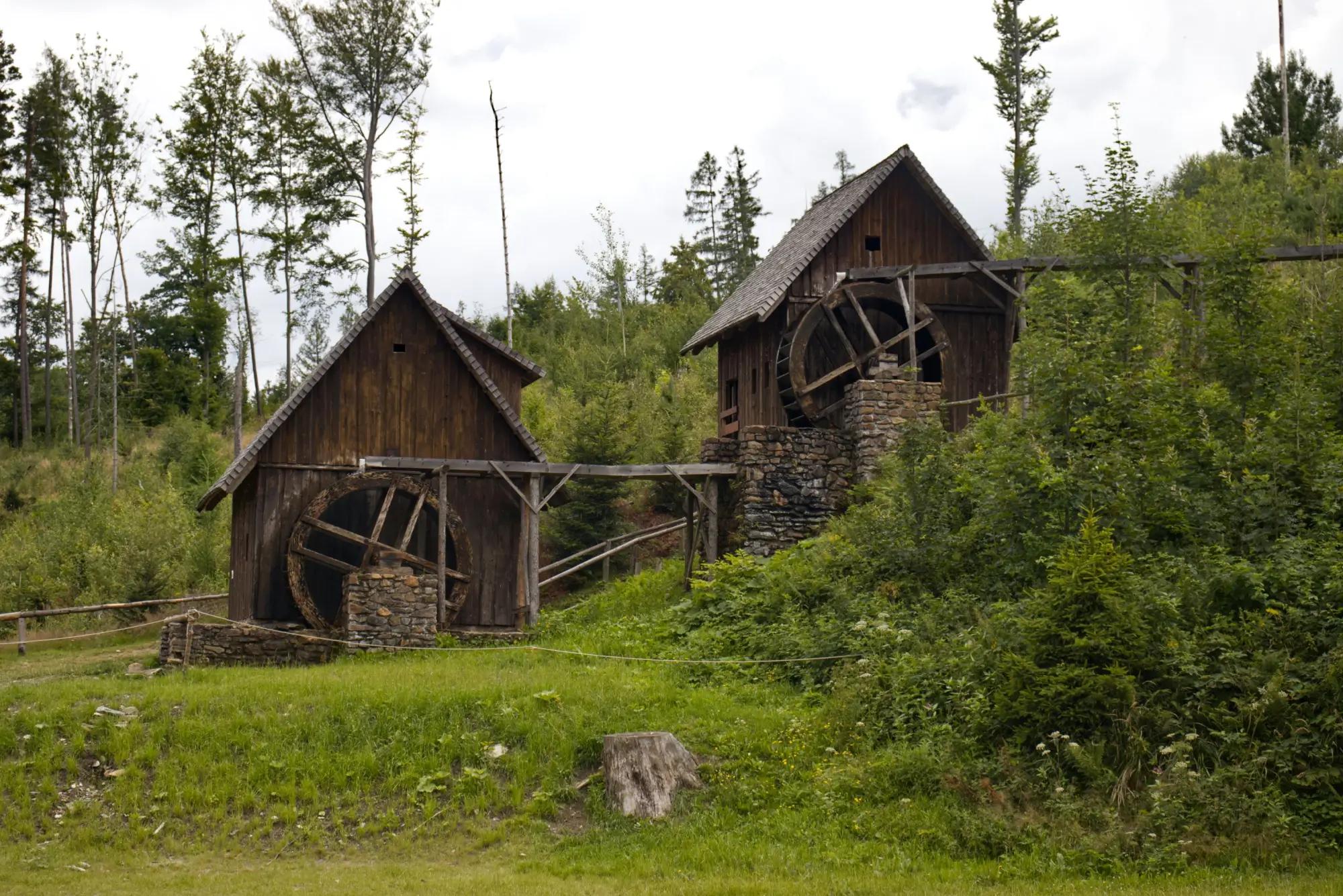 Místní mlýny sloužily k rýžování zlata. 