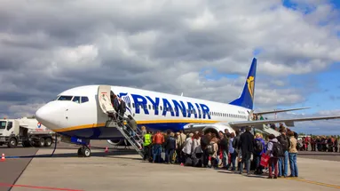 Velká změna u Ryanairu: Palubní zavazadlo dostává nová pravidla. Komu se prodraží cesta?