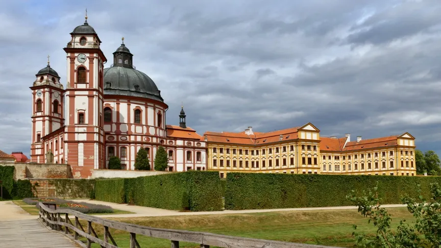 Tento český zámek musíte vidět.