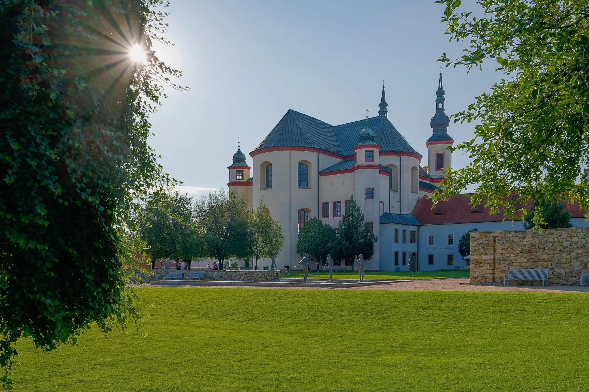 piaristický chrám Nalezení sv. Kříže