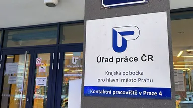 Od června se mění pravidla hry. Lidé nad 52 let získají v nezaměstnanosti výhody, které jim dříve chyběly.