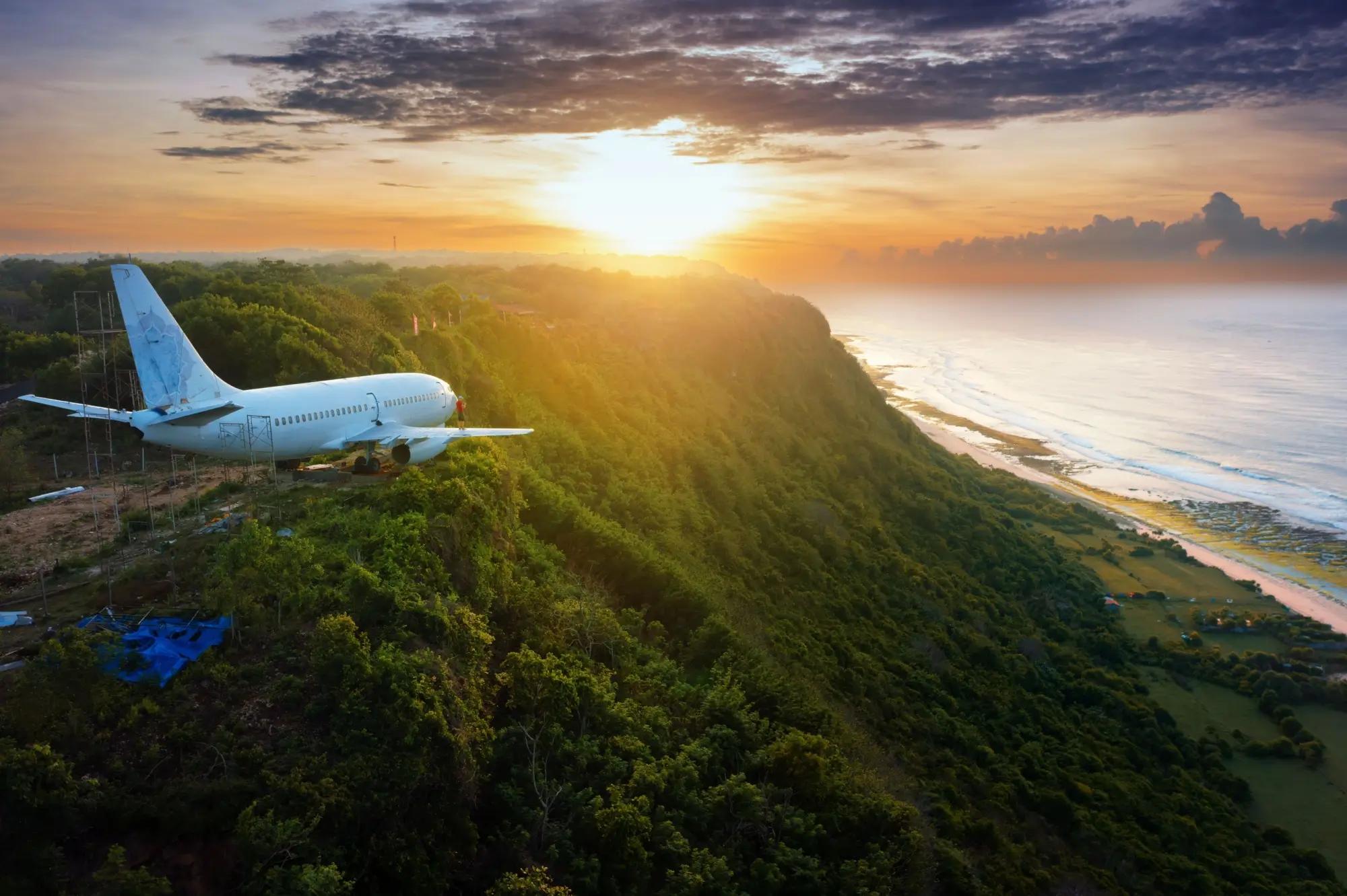 Letadlo nad tropickým ostrovem