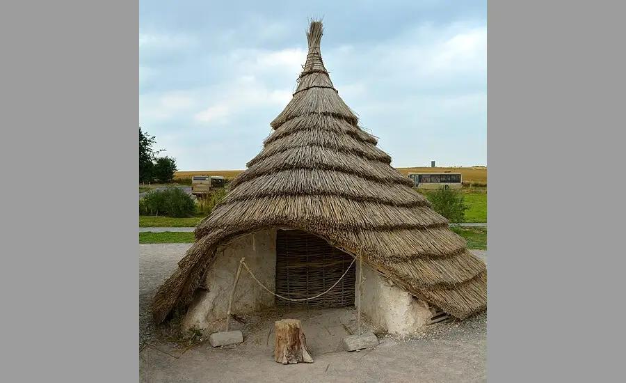 Rekonstrukce neolitického domku na Durrington Walls 
