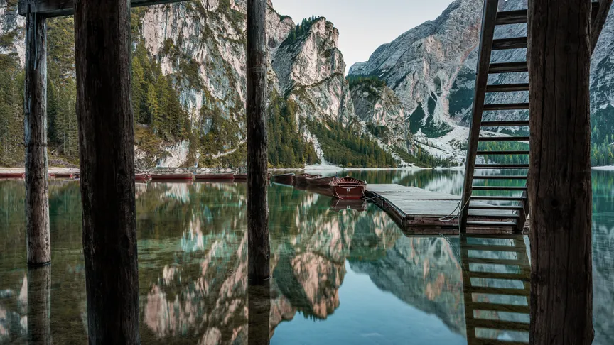 Jezero v Itálii, o kterém moc lidí neví.