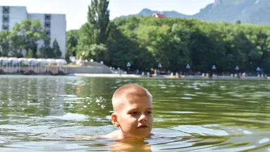 Turisté v šoku: Voda v Plumlovské přehradě až nebezpečná, tvrdí kontroly
