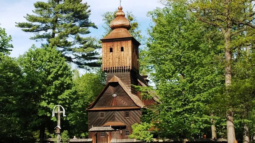 Kostelík sv. Anny ve Valašském muzeu