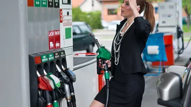 Češi tankují naposledy levně: Od příštího týdne ceny paliv explodují. Důvod? Napětí na Blízkém východě