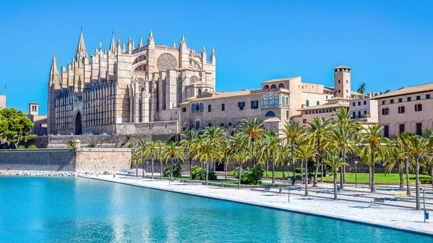 Mallorca nabízí nespočet krásných památek.