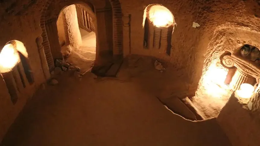 Podzemní muzeum v Arinj