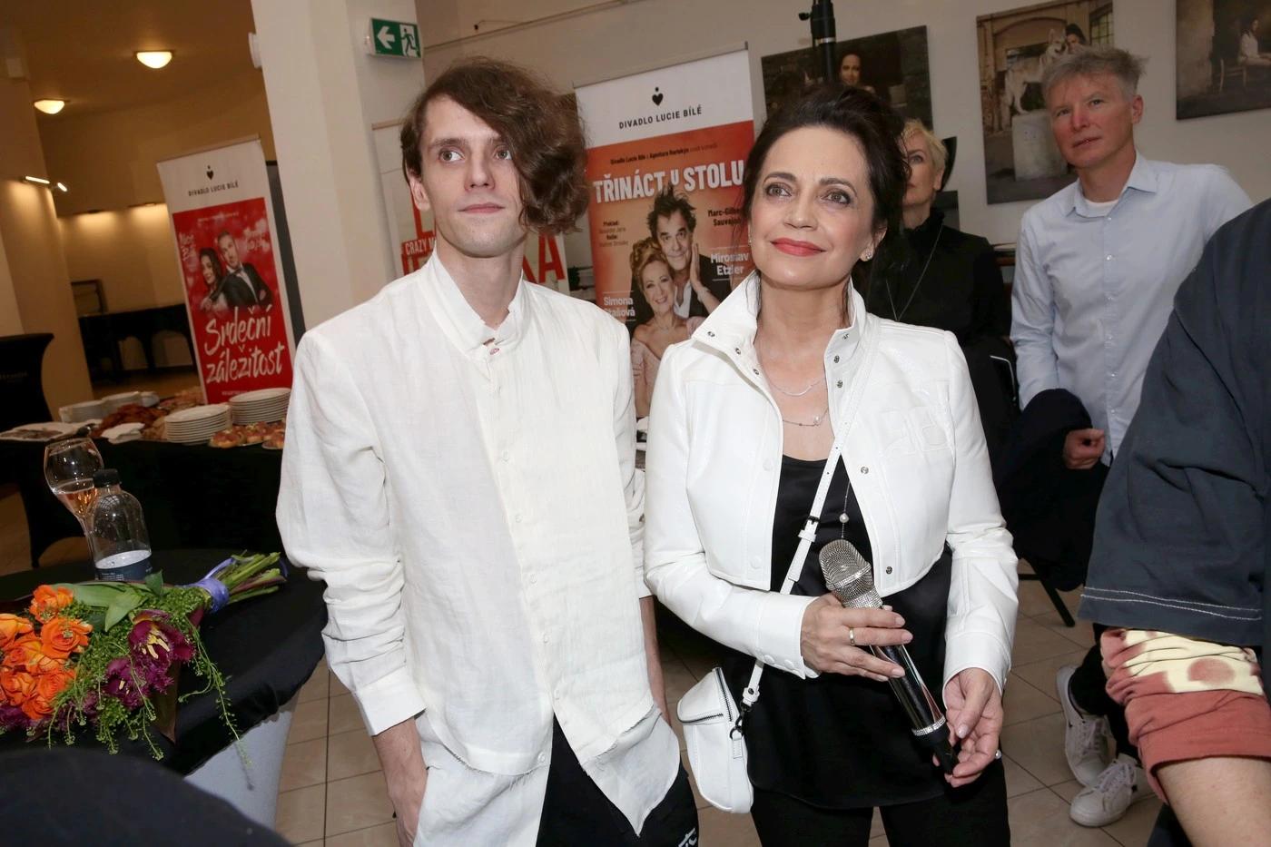 Lucie Bílá se svým jediným synem Filipem Kratochvílem.