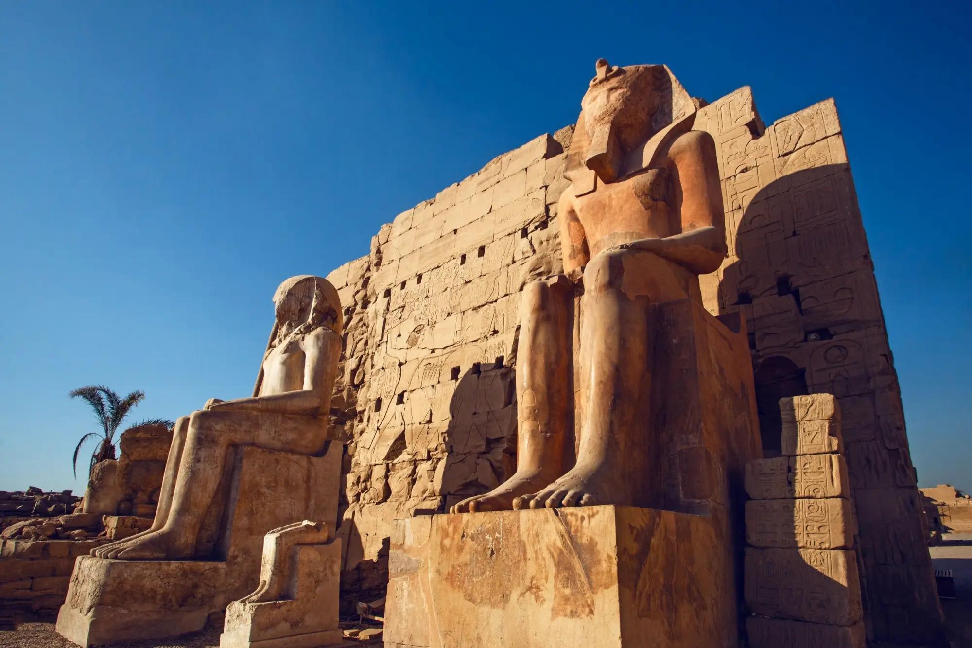 Palác v Luxoru, Egypt