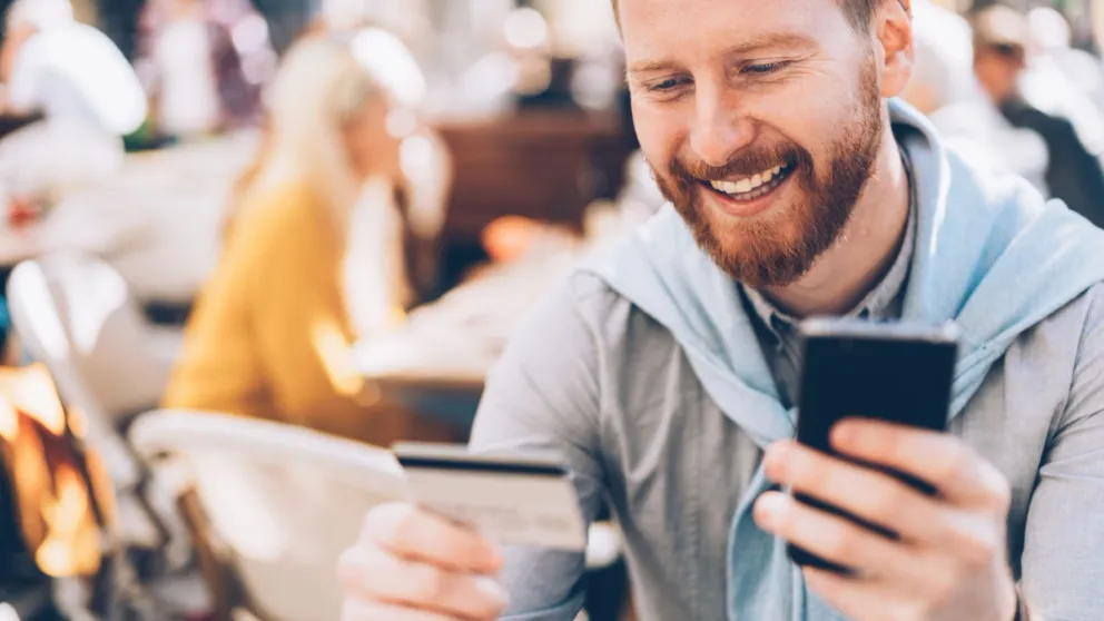 Česká spořitelna rozdává peníze zdarma.