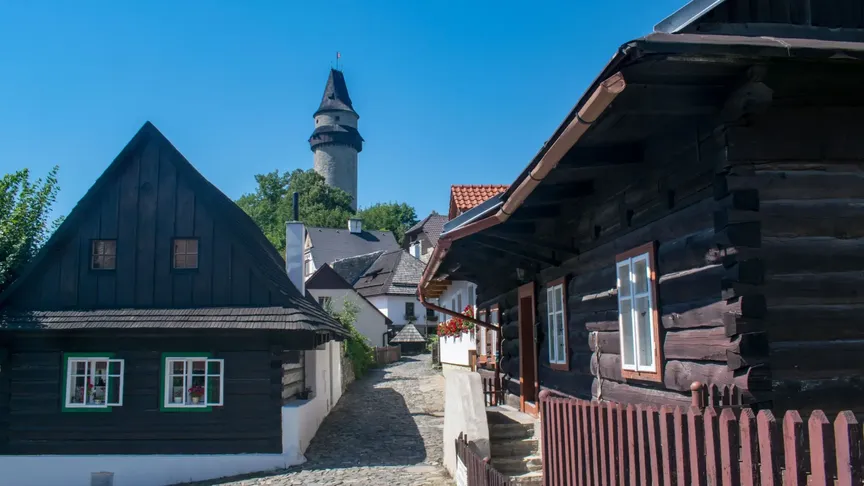 Pravé Štramberské uši se mohou péct pouze v malebném městečku pod věží Trúbou. Zdroj: Shutterstock