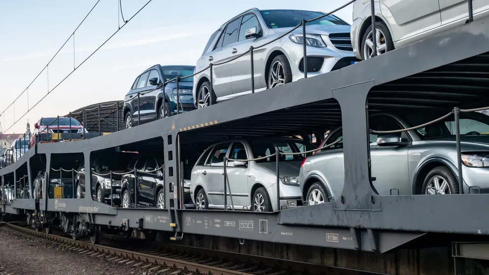 Dovolená podle nových pravidel: Cestujte chytře a zapomeňte na nekonečné kolony