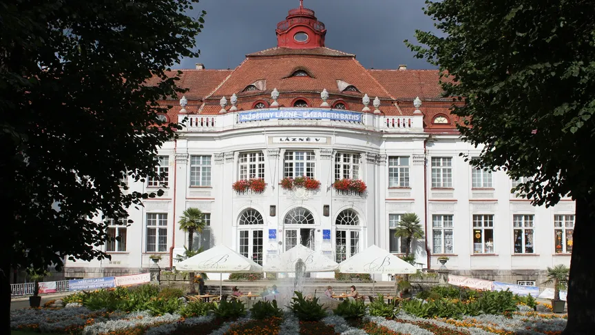 Lázně, které milují především turisté z Německa, si Češi stále nechávají uniknout.